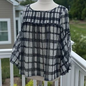 Akemi + Kin Blouse $4.99 SHIPPING
